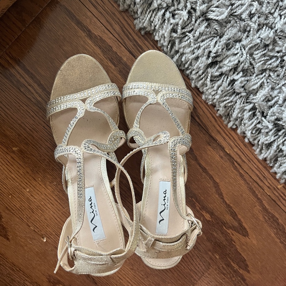 Nina Ruthie Gold with rhinestone detail Heels Size 8.5